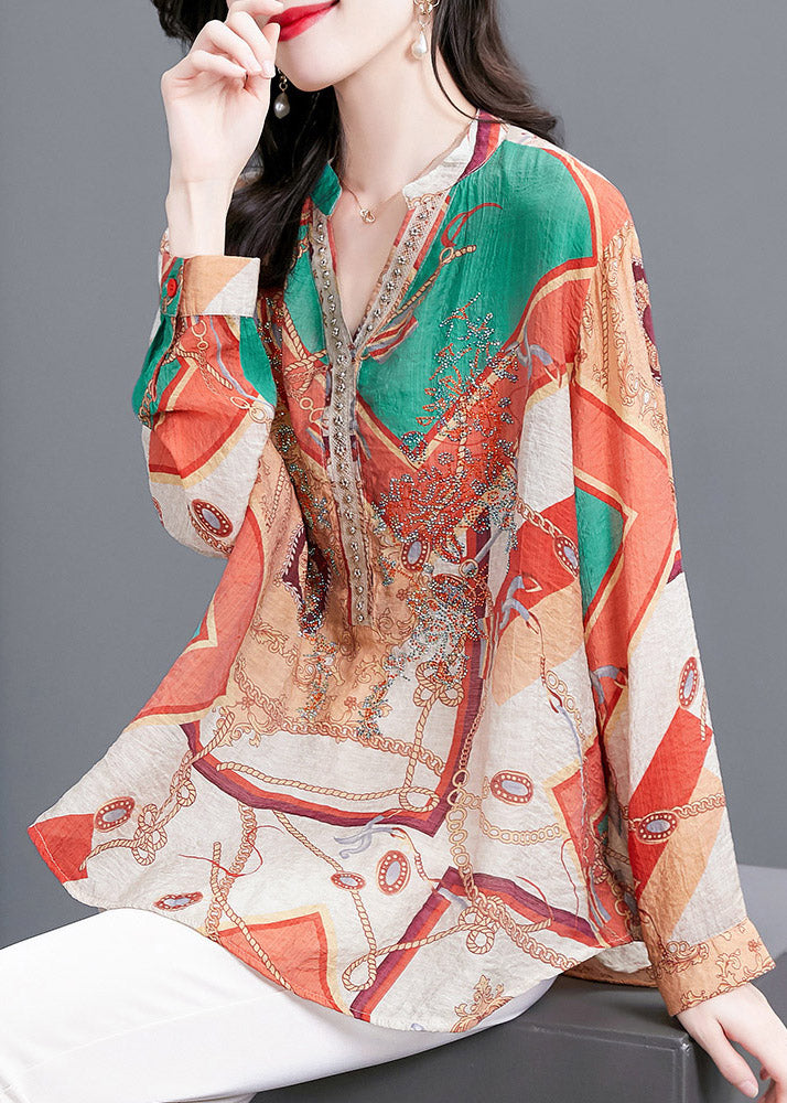 Well Tailored Blouse with a Graceful Silhouette