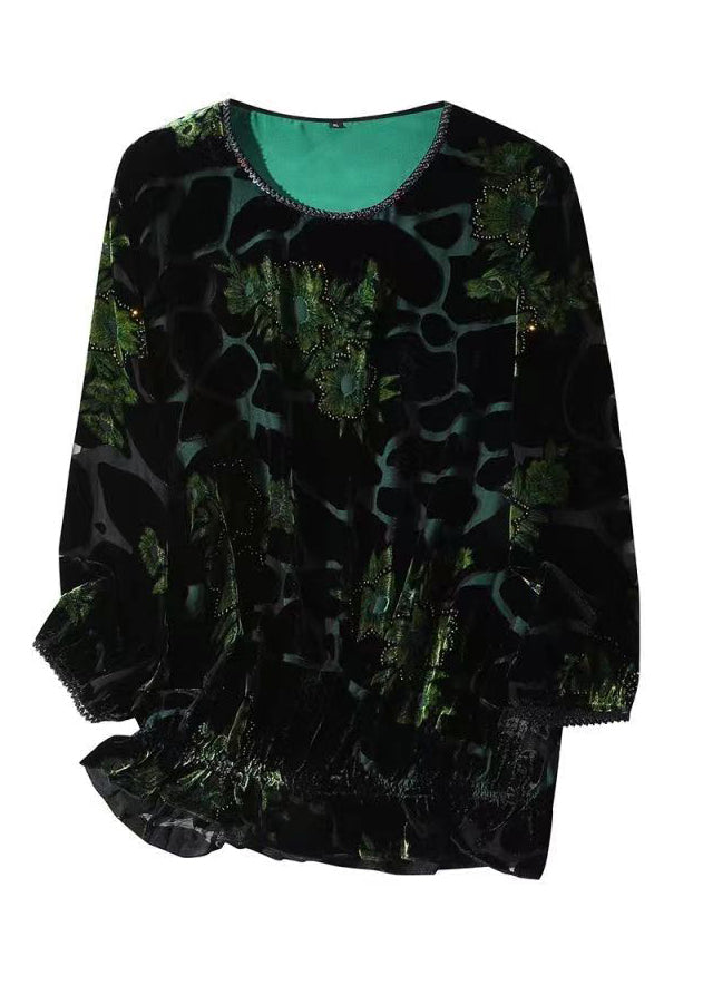 Classic Vintage Shirt with a Flattering Fit