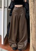 Sophisticated Pants with a Clean Classic Look