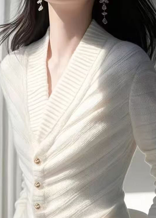 Beautifully Finished Cardigan in a Timeless Design
