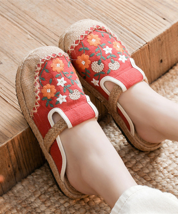 Graceful Orthopedic Sandals for Modern Look