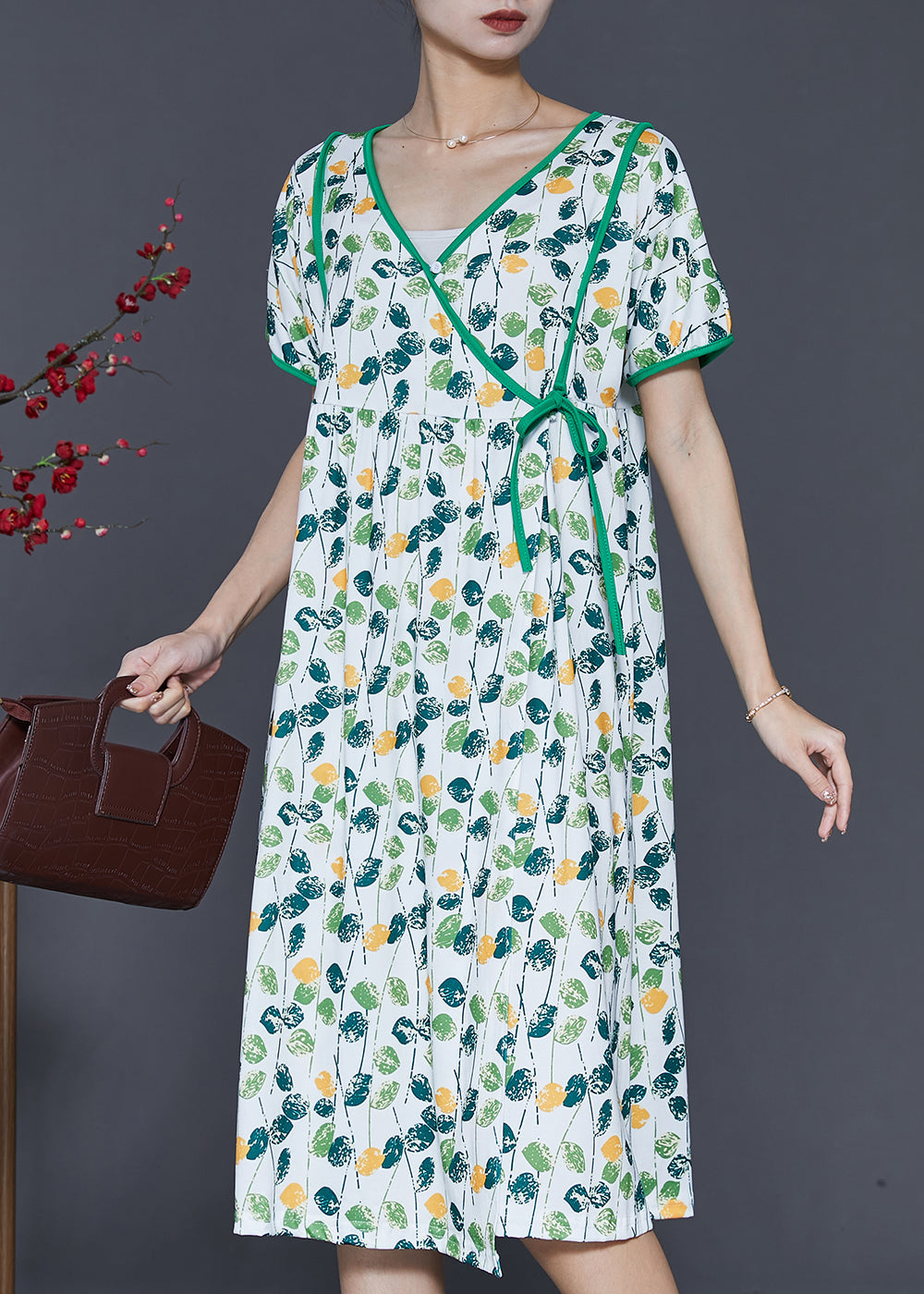 Beautifully Crafted Dress in a Classic Style