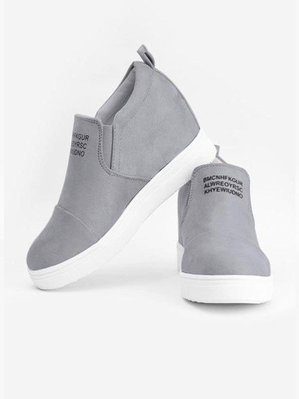 Beautifully Crafted Orthopedic Sneakers