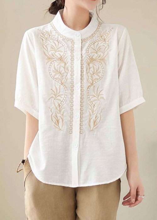 Sophisticated Blouse with a Clean Classic Look
