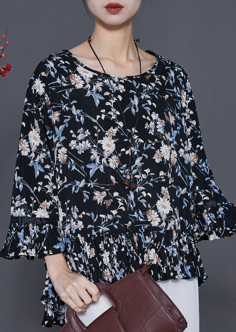 Gracefully Styled Blouse for Any Occasion