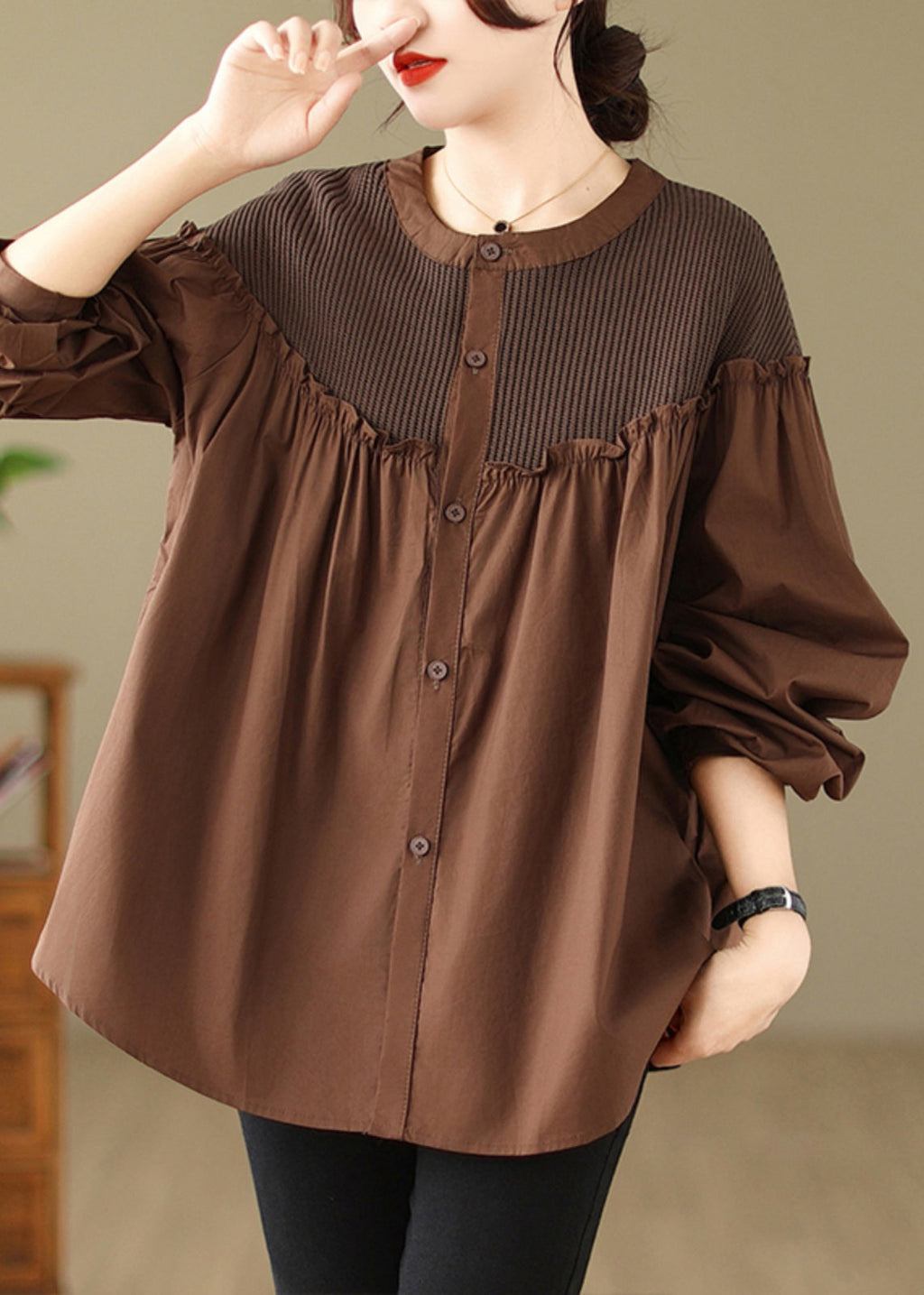 Classic Vintage Shirt with a Flattering Fit