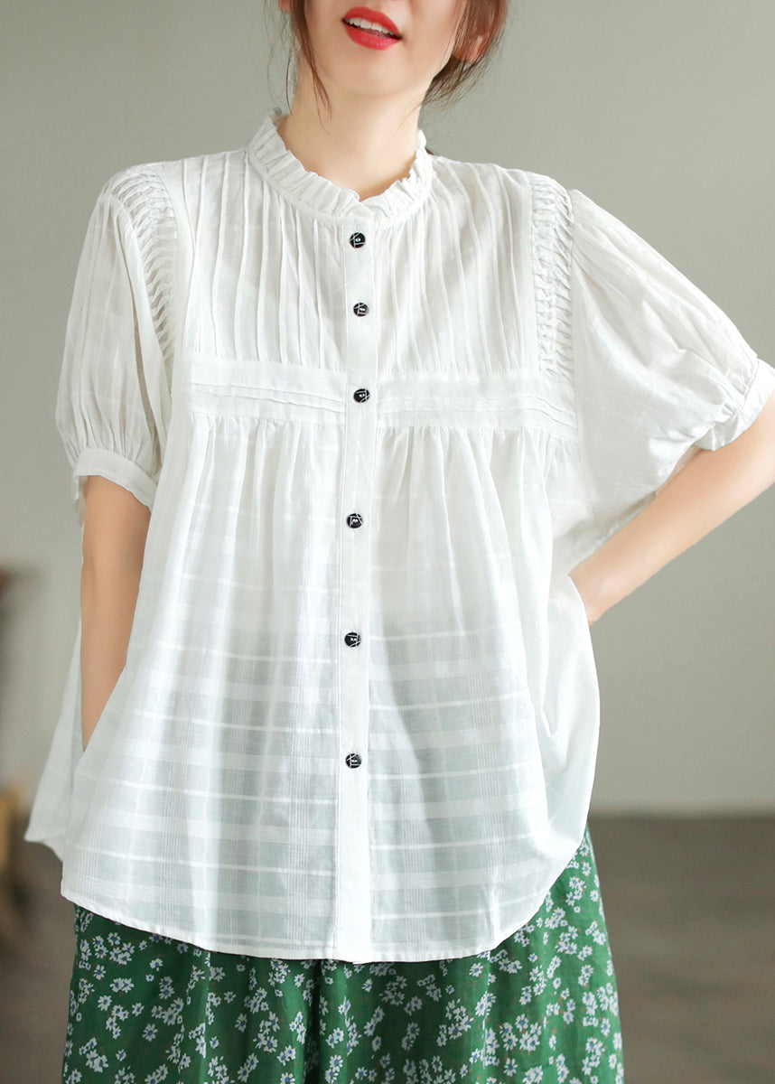 Effortlessly Elegant Top with a Timeless Design