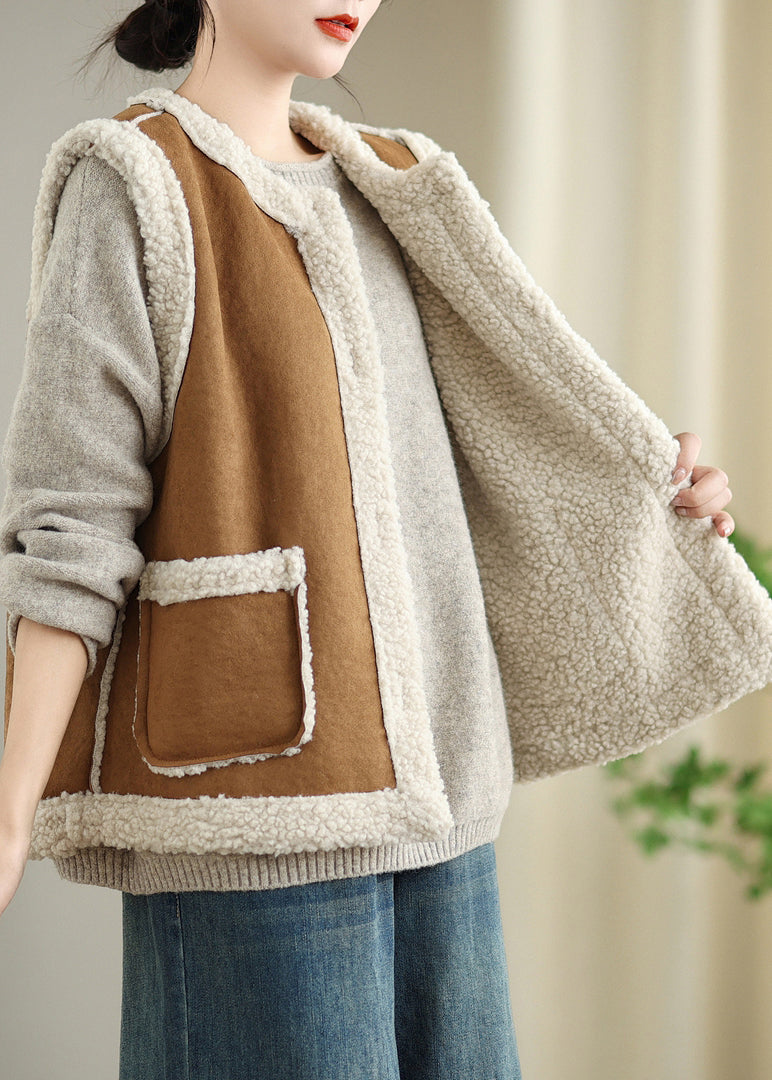 Elegantly Styled Coat for Everyday Wear