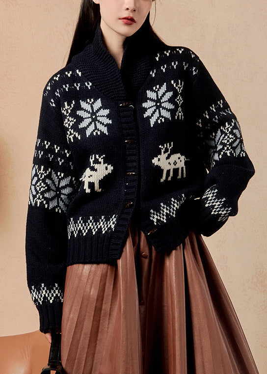Gracefully Styled Coat for Any Occasion