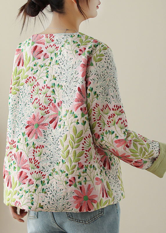 Well Tailored Coat with a Graceful Silhouette