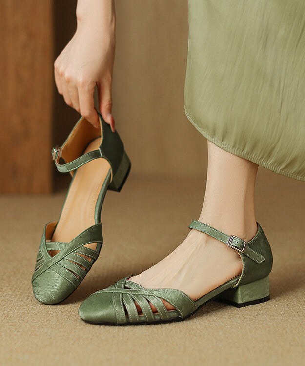 Graceful Orthopedic Sandals for Modern Look