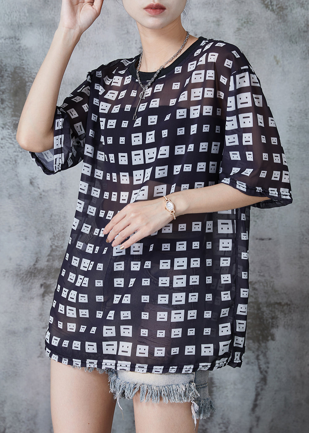 Polished Top with an Effortless Classic Look