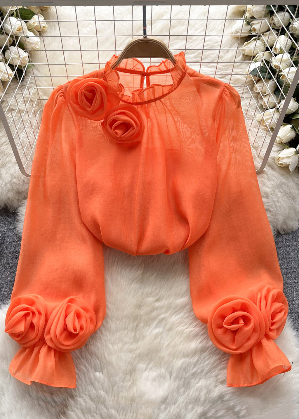 Beautifully Finished Top in a Timeless Design