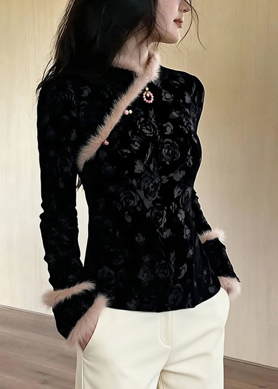 Beautifully Finished Blouse in a Timeless Design