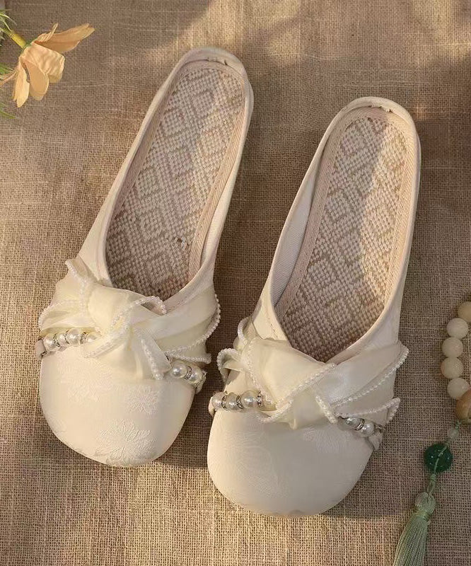 Graceful Orthopedic Sandals for Modern Look