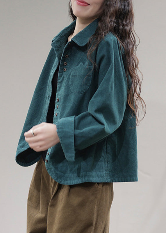 Beautifully Finished Coat in a Timeless Design