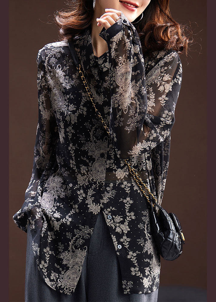 A Vintage Style Top with Delicate Timeless Details