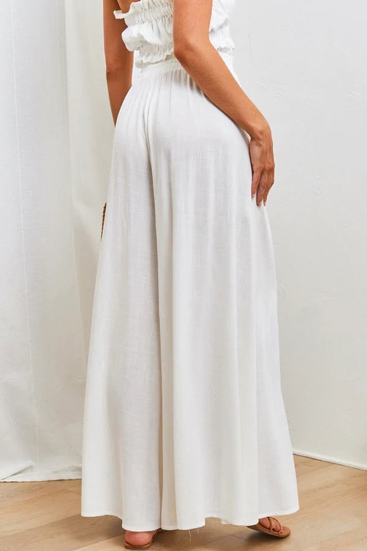 Gracefully Styled Pants for Any Occasion