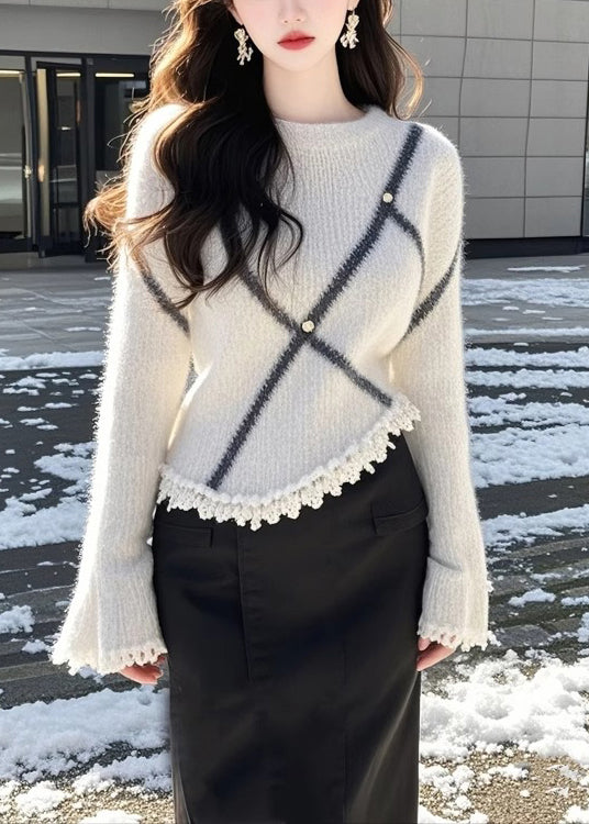 Beautifully Finished Sweater in a Timeless Design