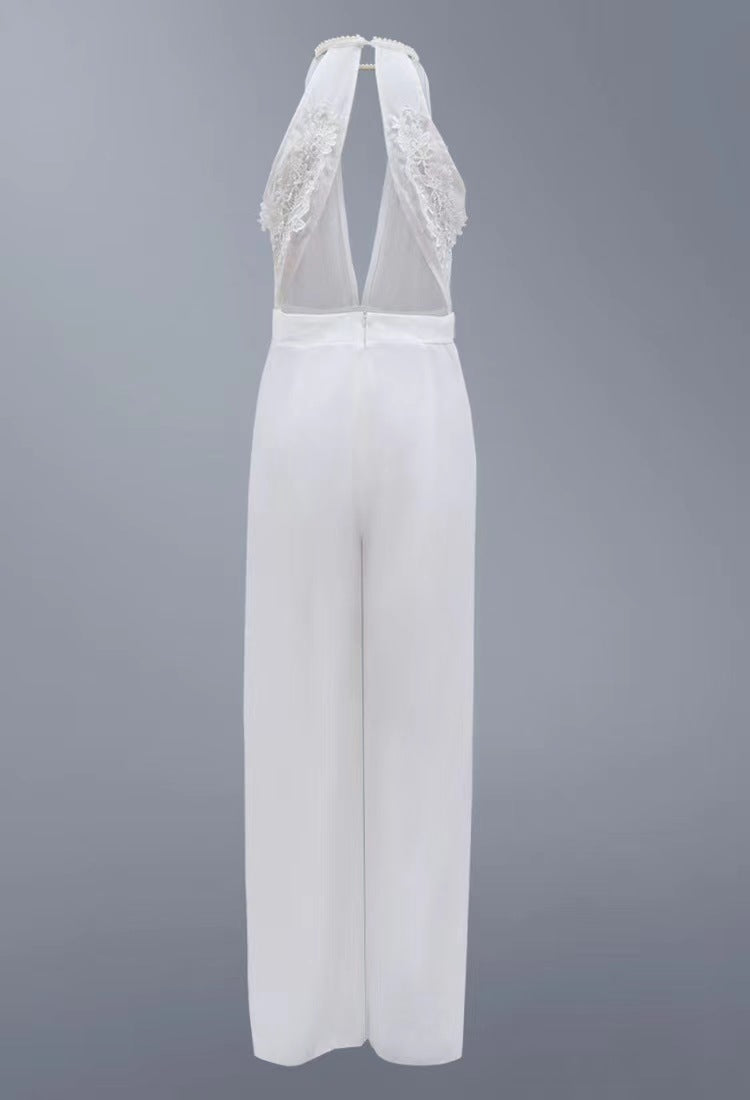 Sophisticated Garment with a Clean Classic Look