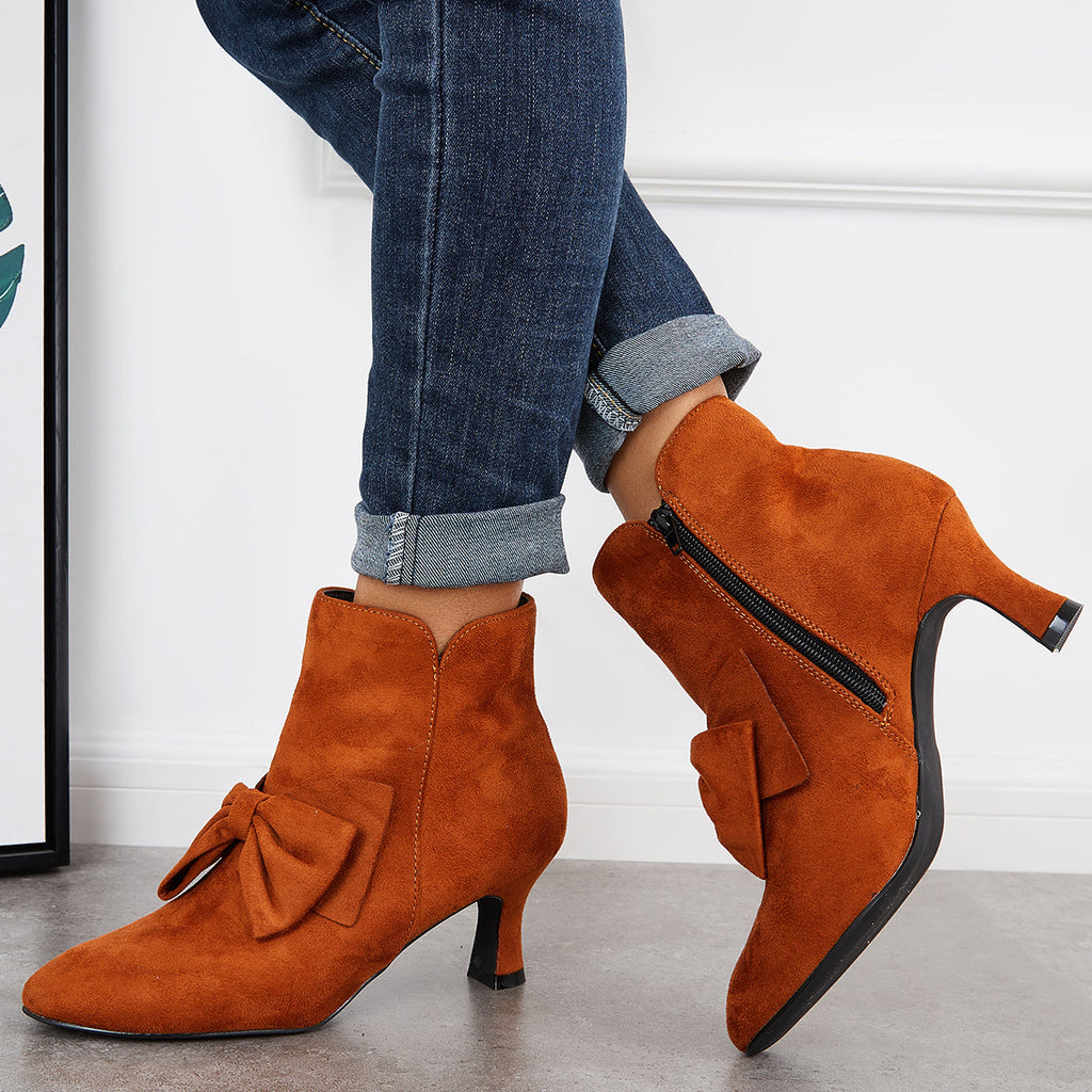 Graceful Orthopedic Boots for Modern Look
