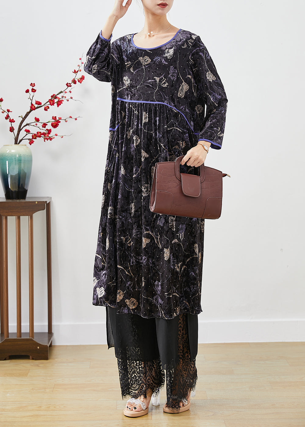 Gracefully Styled Dress for Any Occasion