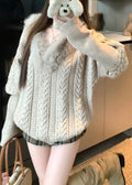 Effortlessly Elegant Sweater with a Timeless Design