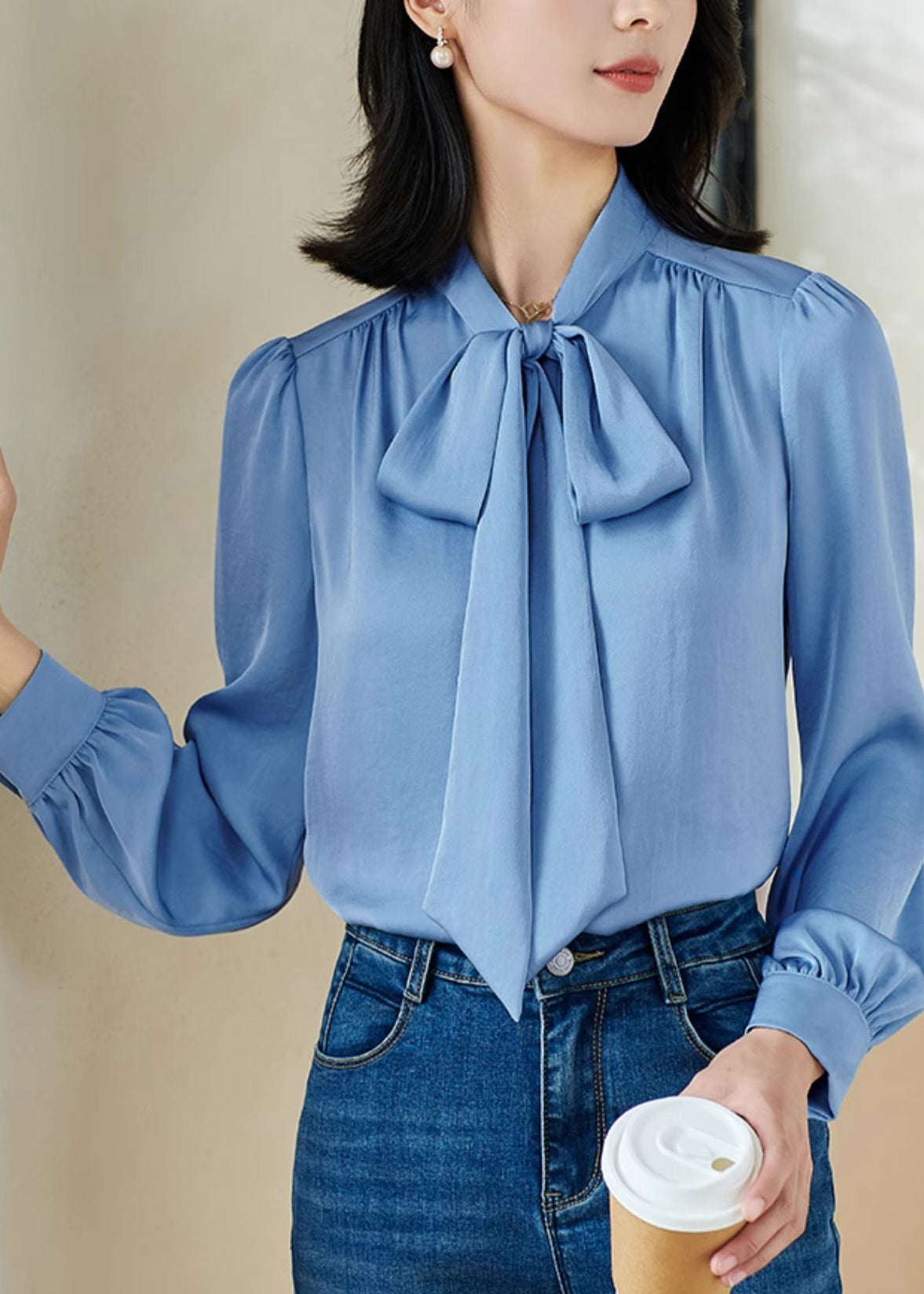 Well Tailored Shirt with a Graceful Silhouette