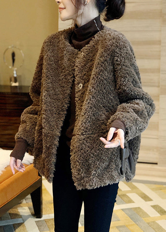 A Vintage Style Coat with Delicate Timeless Details