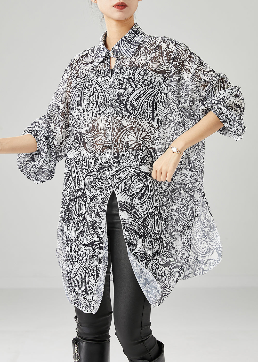 Well Tailored Shirt with a Graceful Silhouette