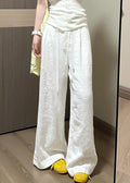 Beautifully Crafted Pants in a Classic Style