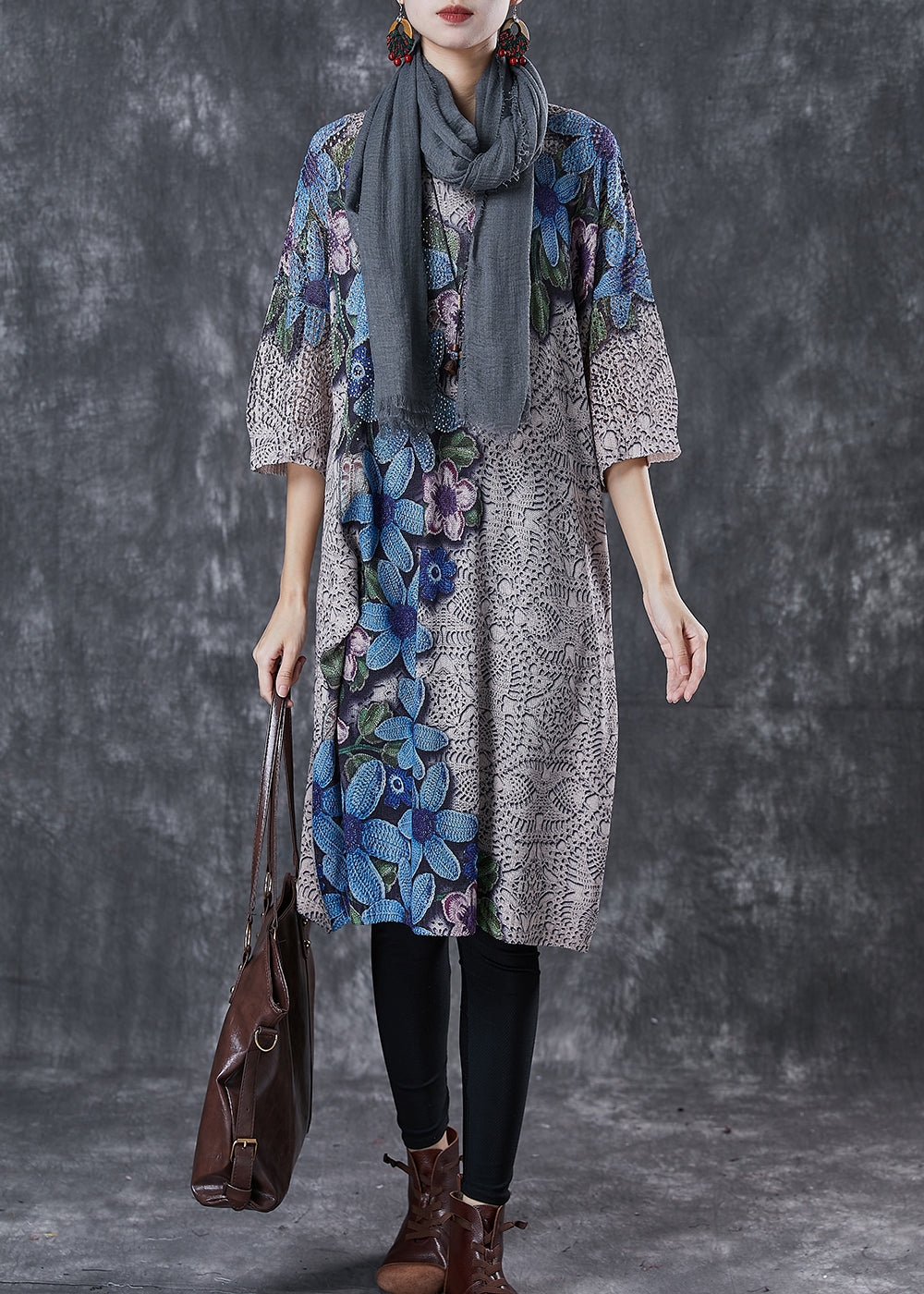Classic Vintage Dress with a Flattering Fit