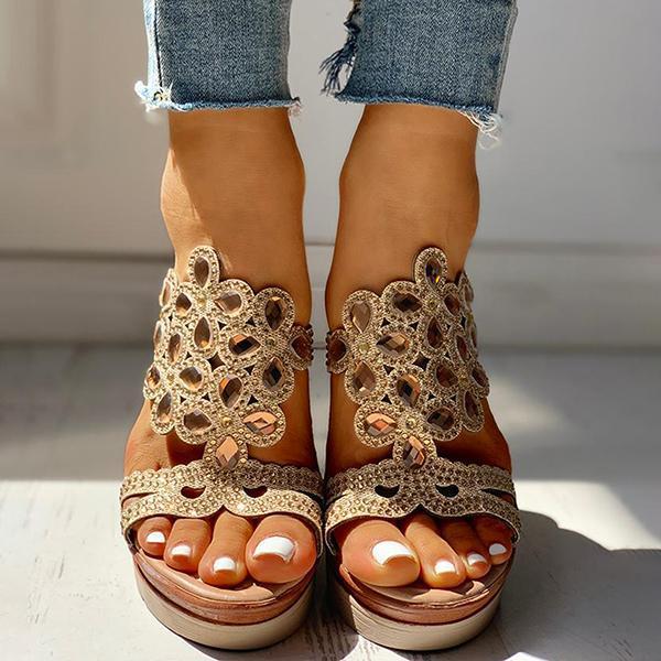 Beautifully Crafted Orthopedic Sandals