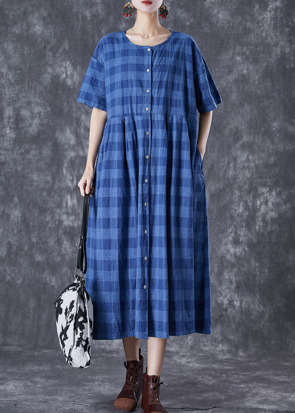 Beautifully Crafted Dress in a Classic Style