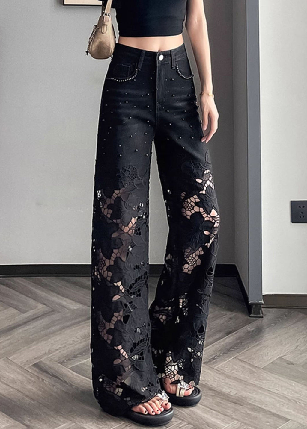 Beautifully Crafted Pants in a Classic Style