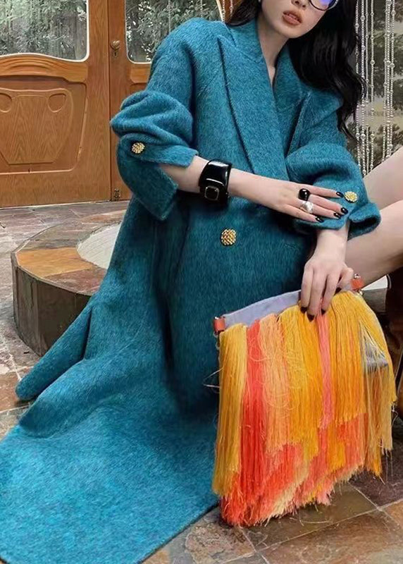 Sophisticated Coat with a Clean Classic Look