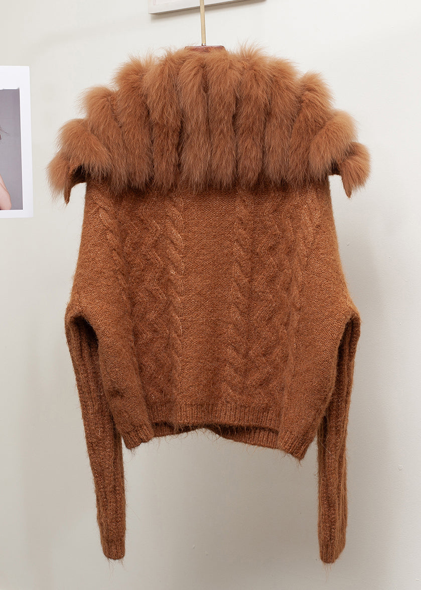 Gracefully Styled Coat for Any Occasion