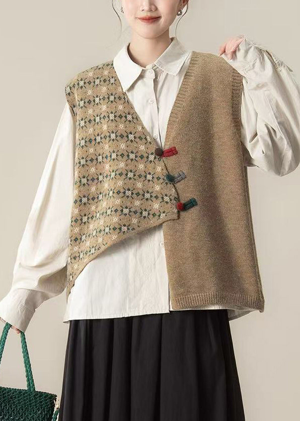 Sophisticated Garment with a Clean Classic Look