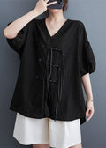Effortlessly Elegant Top with a Timeless Design