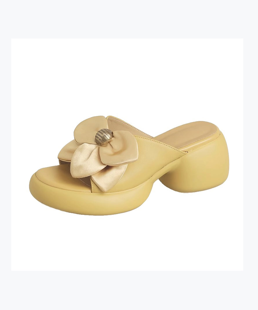 Chic Orthopedic Sandals with Unique Design