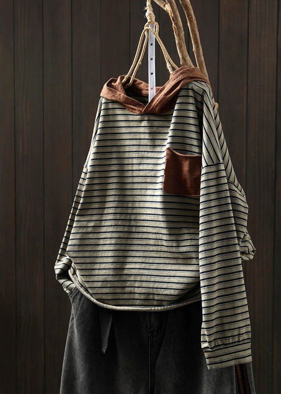 Beautifully Finished Blouse in a Timeless Design