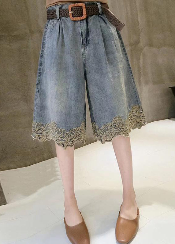 Effortlessly Elegant Pants with a Timeless Design