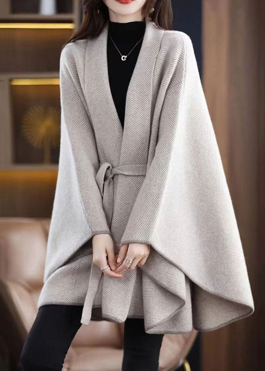Effortlessly Elegant Cardigan with a Timeless Design