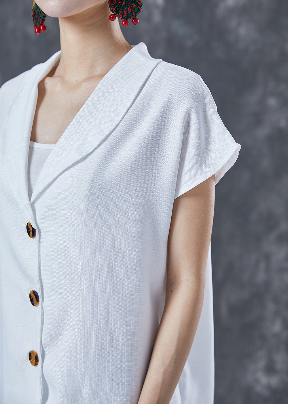 Effortlessly Elegant Top with a Timeless Design