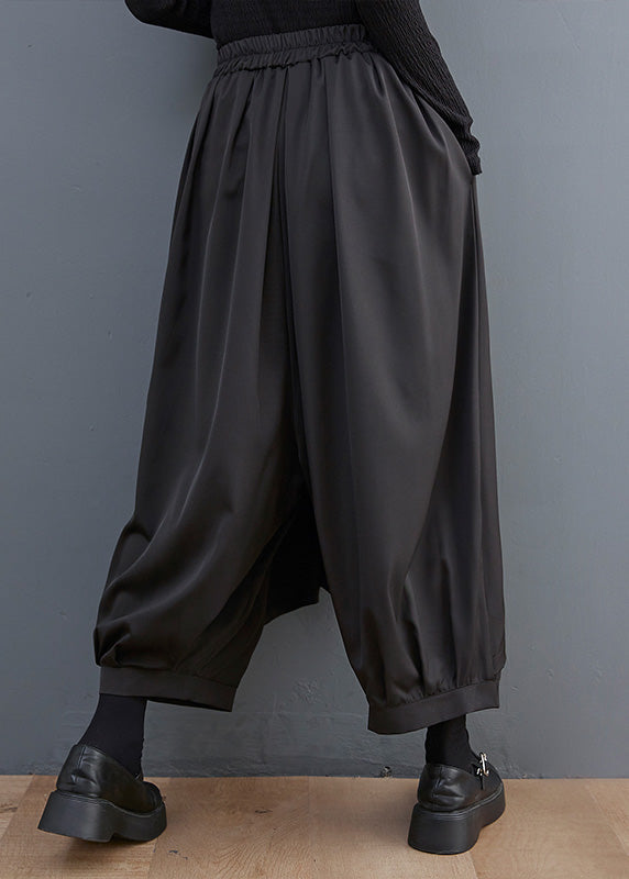 Effortlessly Elegant Pants with a Timeless Design