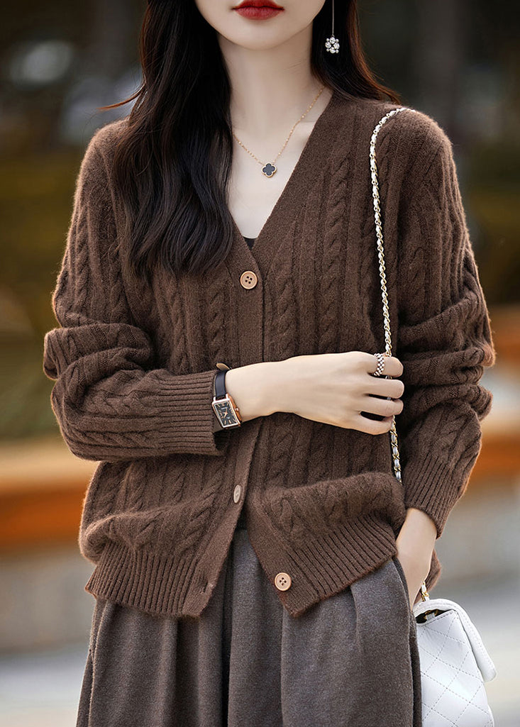 Gracefully Styled Cardigan for Any Occasion