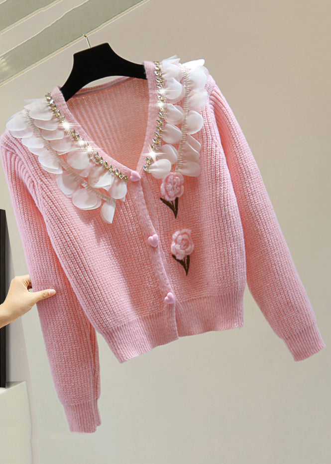 Classic Vintage Sweater with a Flattering Fit