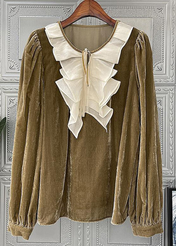 Effortlessly Elegant Top with a Timeless Design