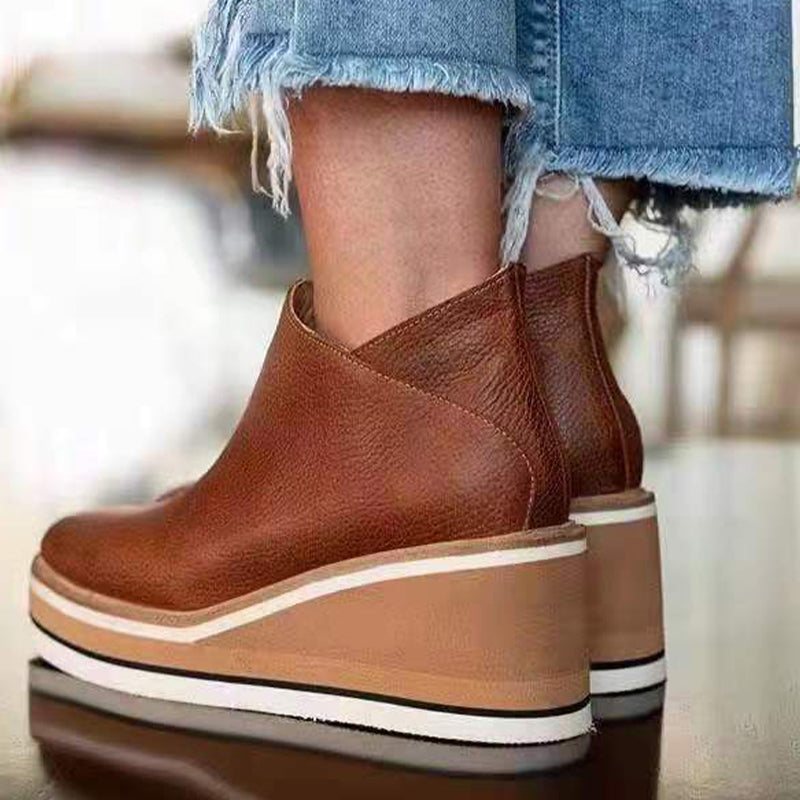 Graceful Orthopedic Shoes for Modern Look