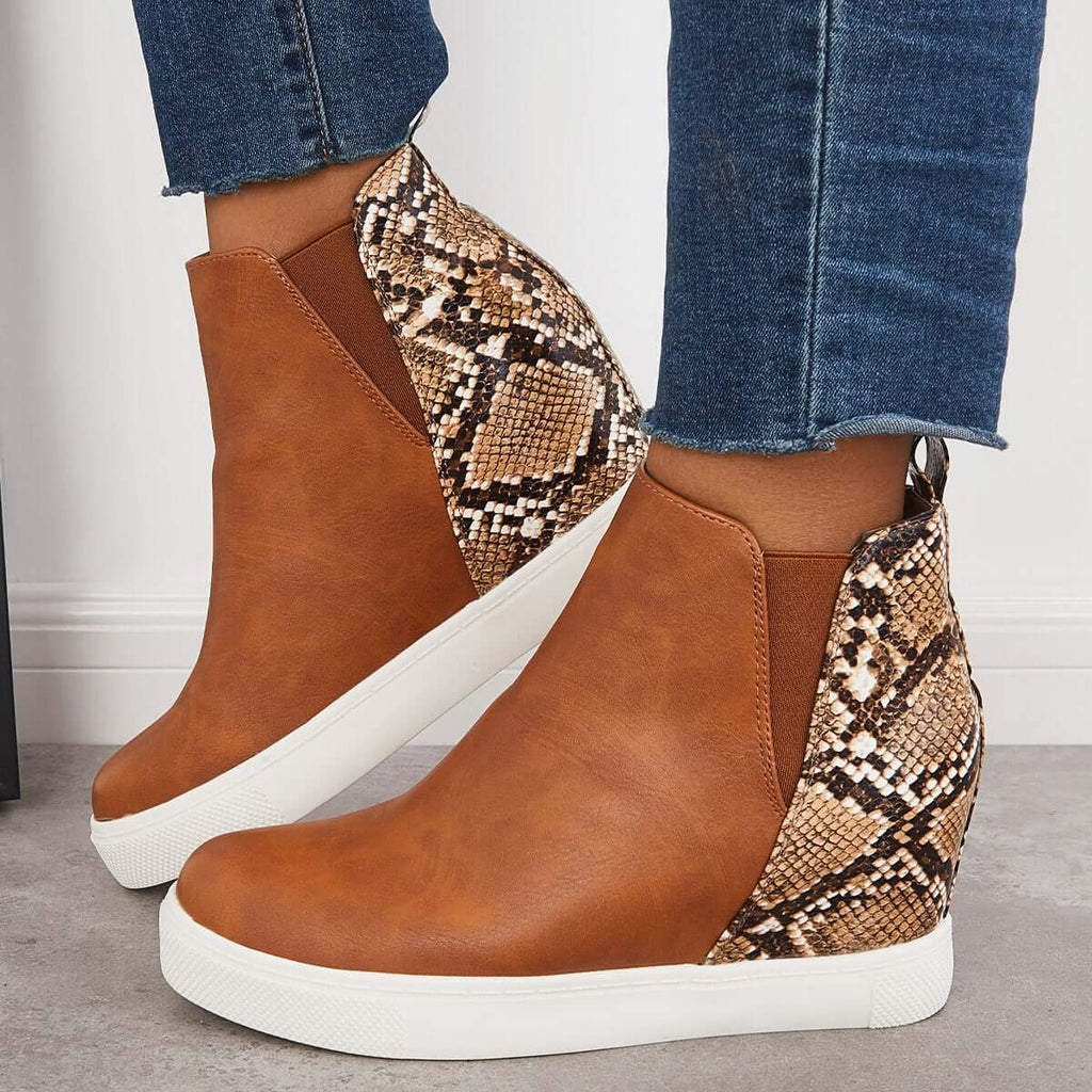 Chic Orthopedic Sneakers with Unique Design